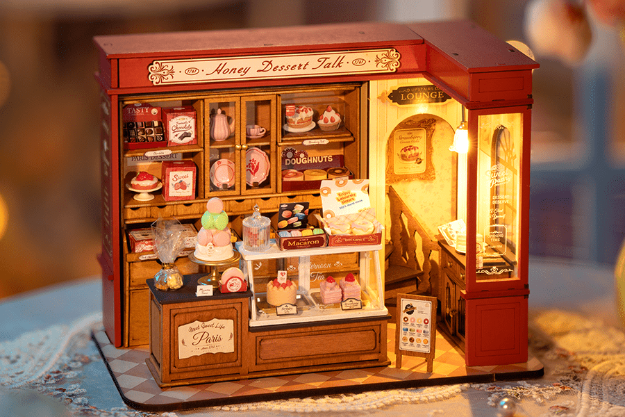 ミニチュアディスプレイ　ミニチュアショップ　ドールハウス　インテリア 4月の新商品！ミニチュアハウスとディスプレイボックスが登場！