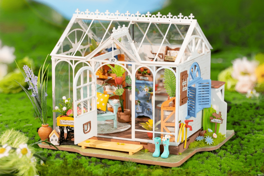 新商品】お花や植物がたっぷりのミニチュアハウスが登場