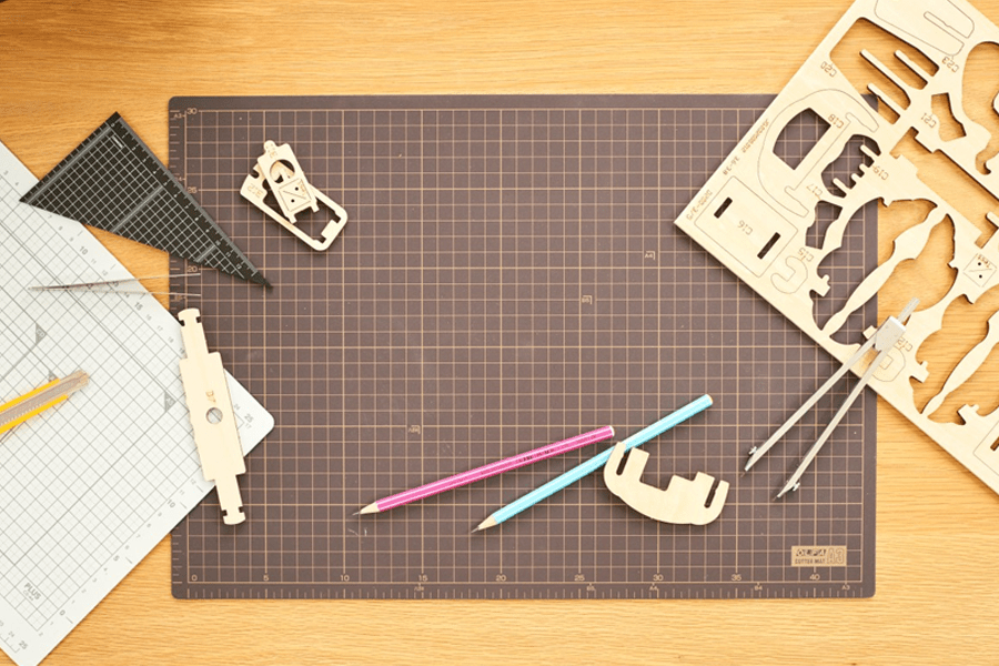 模型作りが捗る作業台を自作！快適な工作・制作スペースの作り方とは？