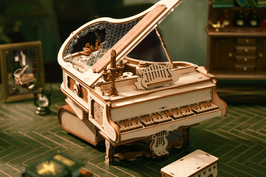 動くオルゴール付きパズル「魔法のピアノ」が発売! 動くオルゴール付きパズル「魔法のピアノ」が発売!