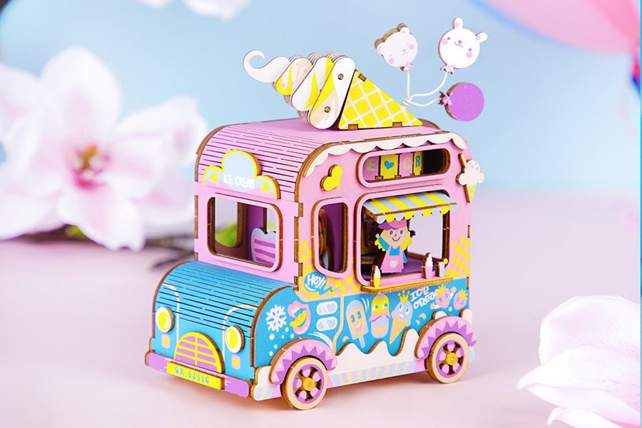 オルゴールに合わせて動くウッドパズルが特別価格で販売中！