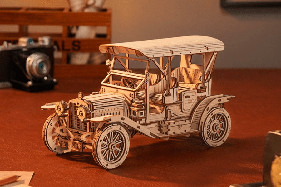 レトロなフォルムがたまらない！「クラシックカー」発売！