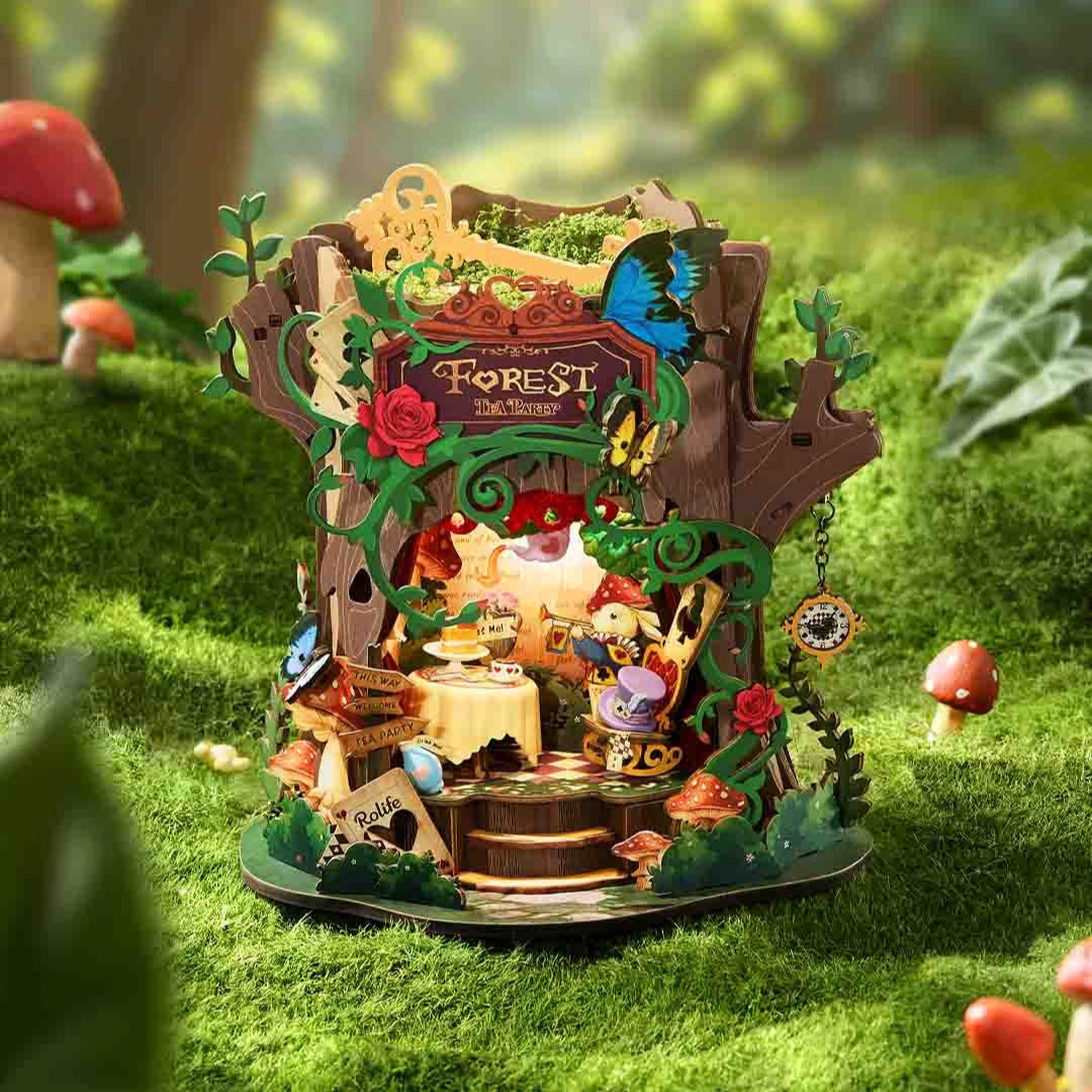 10月上旬発売予定【英語版】AMT03Forest Party