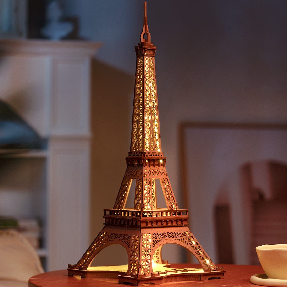 夜のエッフェル塔 - つくるんです公式