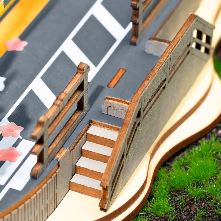 桜さく電車 - つくるんです公式