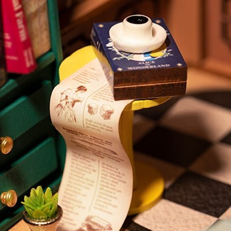 路地裏の古書店 - つくるんです公式