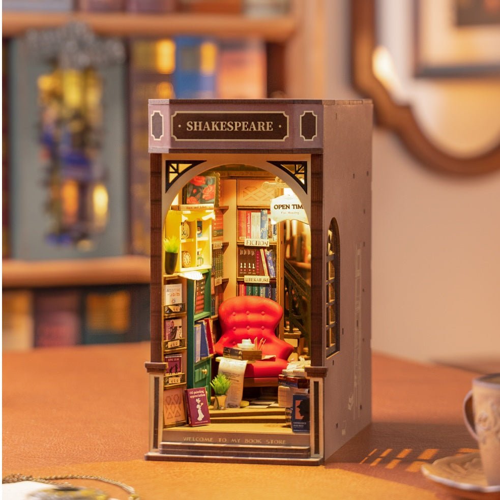 路地裏の古書店 - つくるんです公式