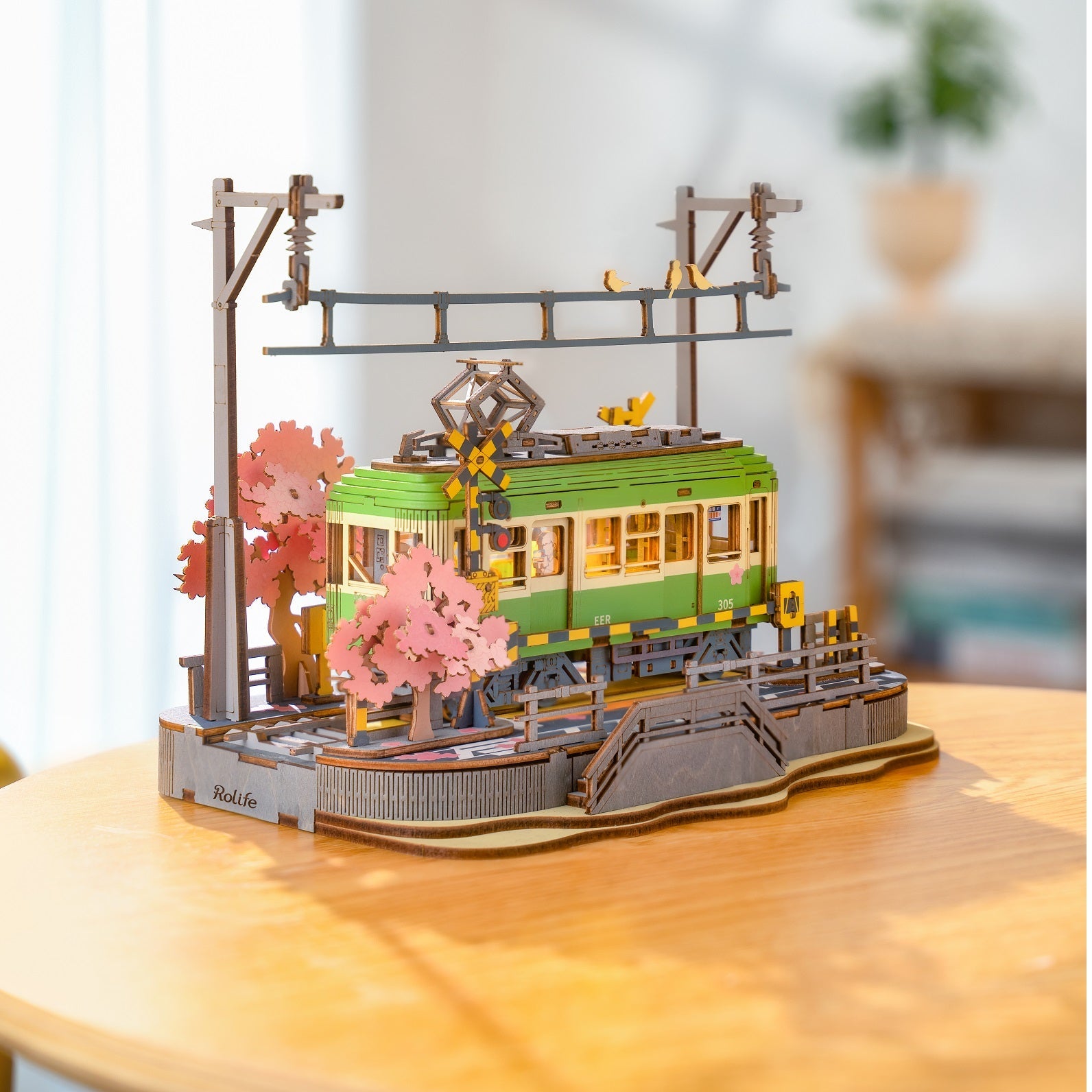 桜さく電車 - つくるんです公式