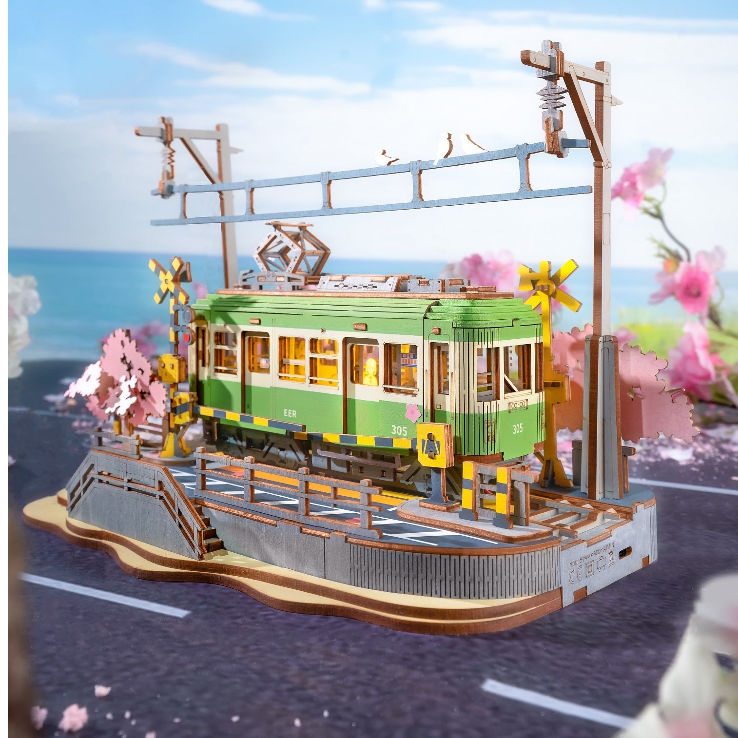 桜さく電車 - つくるんです公式