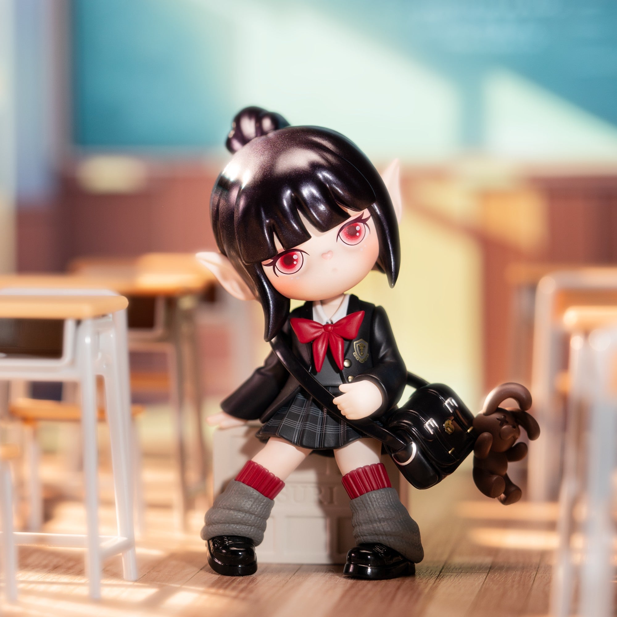 Suriサブカルガール - つくるんです公式