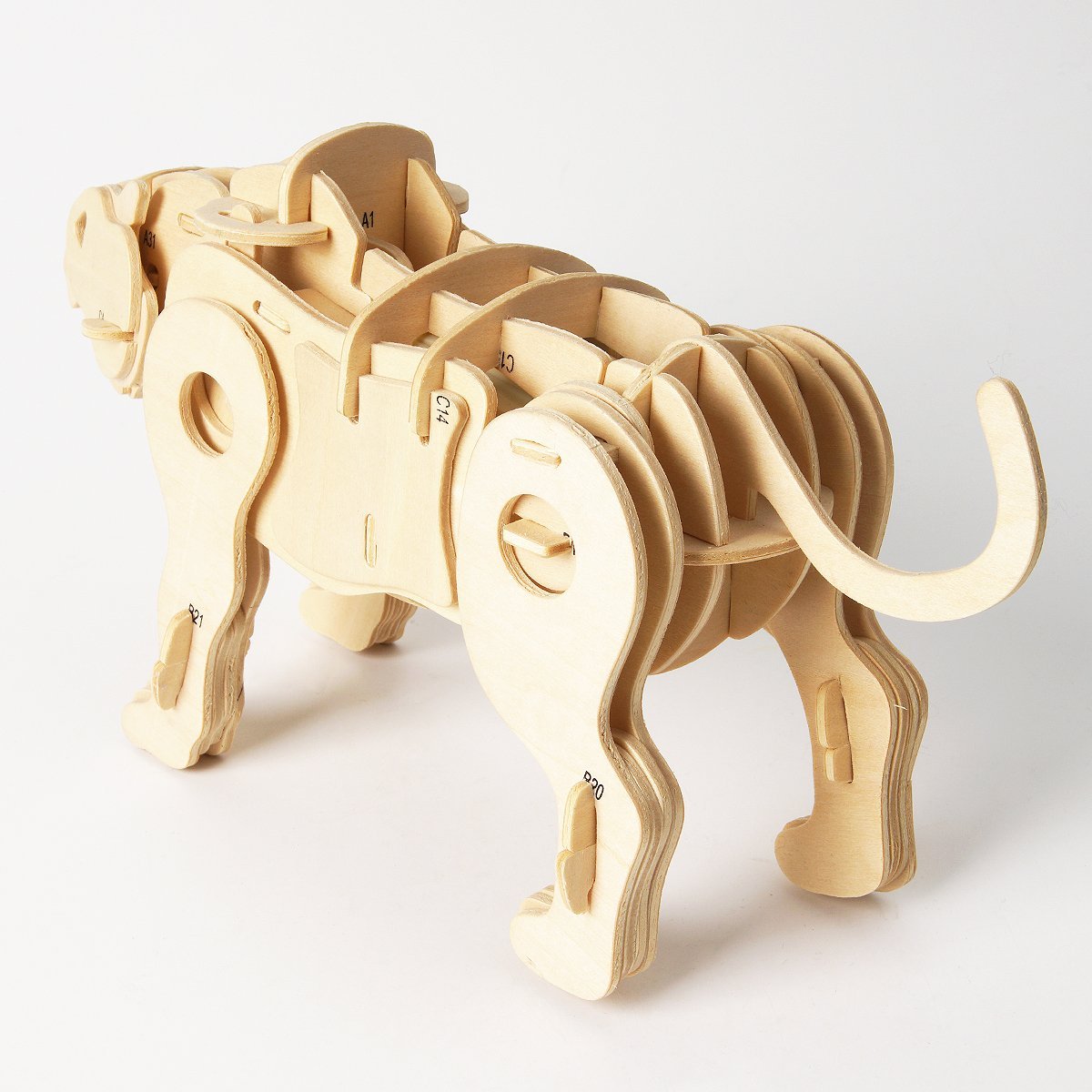 電池で動くサーベルタイガー - つくるんです