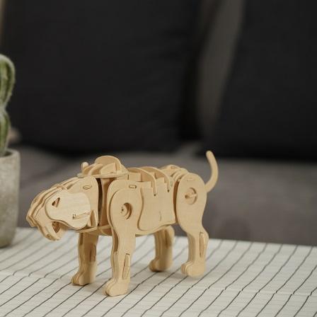 電池で動くサーベルタイガー - つくるんです公式