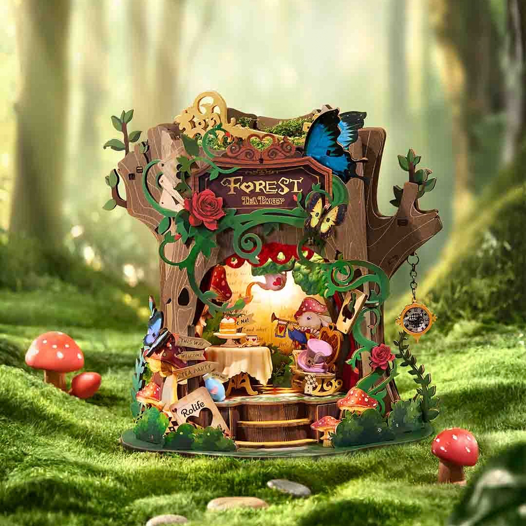10月上旬発売予定【英語版】ＡＭＴ０３Ｆｏｒｅｓｔ　Ｐａｒｔｙ