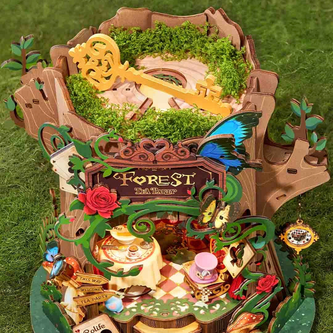 10月上旬発売予定【英語版】ＡＭＴ０３Ｆｏｒｅｓｔ　Ｐａｒｔｙ