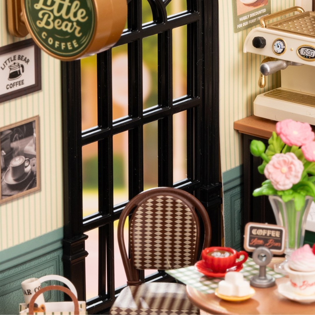 10月上旬発売予定【英語版】ＤＷ０２８Ｒｏｍａｎｃｅ　Ｃａｆｅ