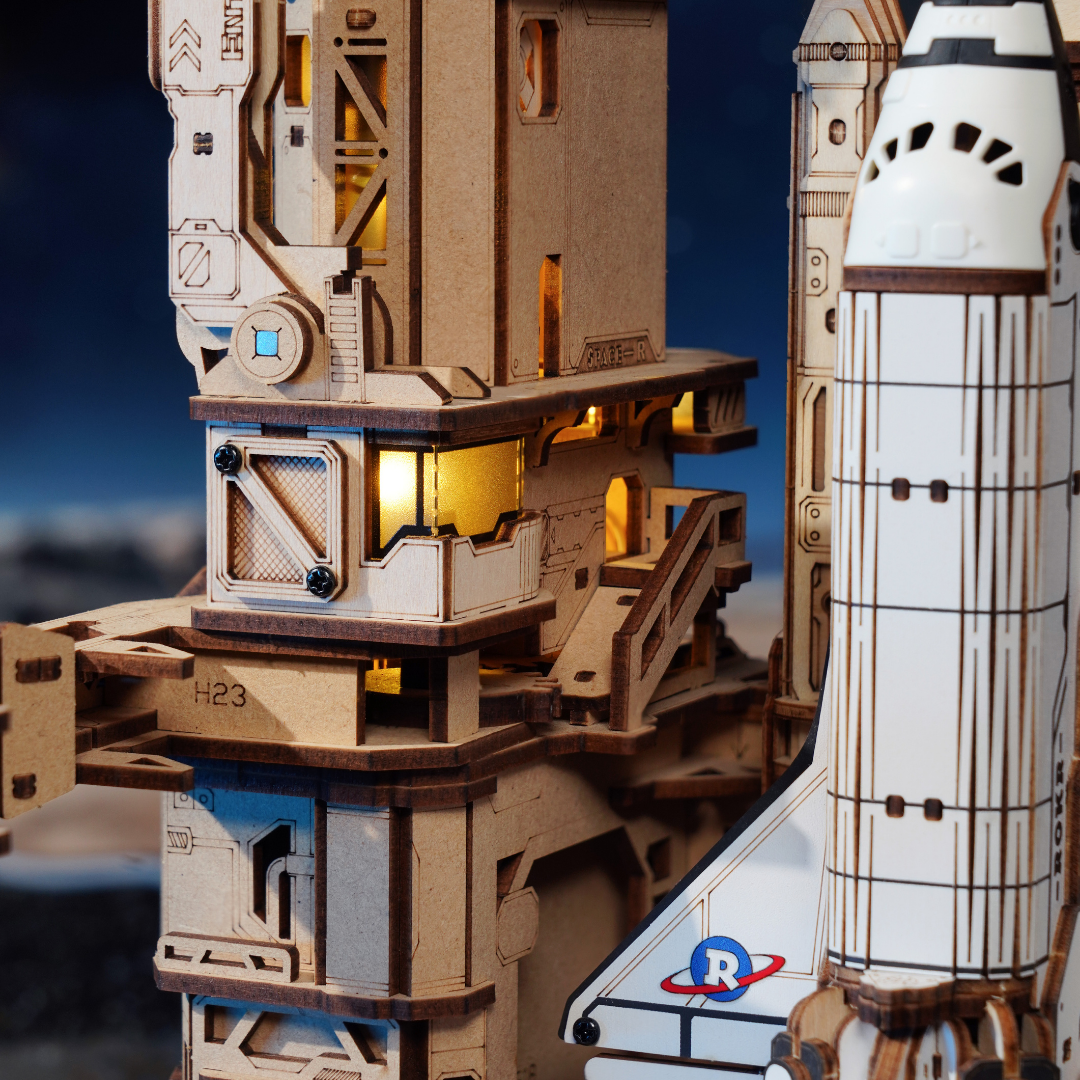 5月末発売予定】R）LKA02スペースシャトル