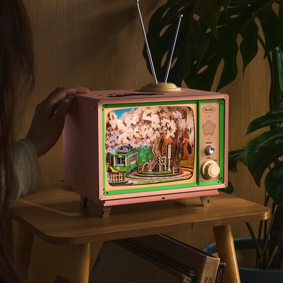 R)AMT02 旅する桜電車 - つくるんです公式